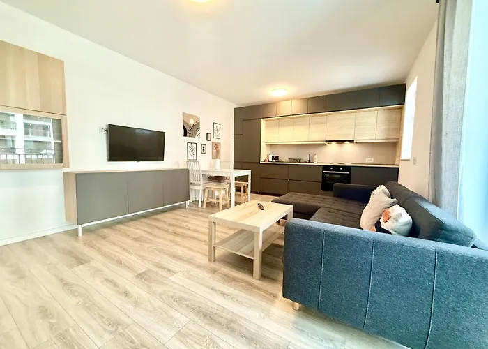 Kasper Coresi Mall - Rise Private s & Suites